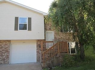 2119 Berrywood Ct, Arnold, MO 63010