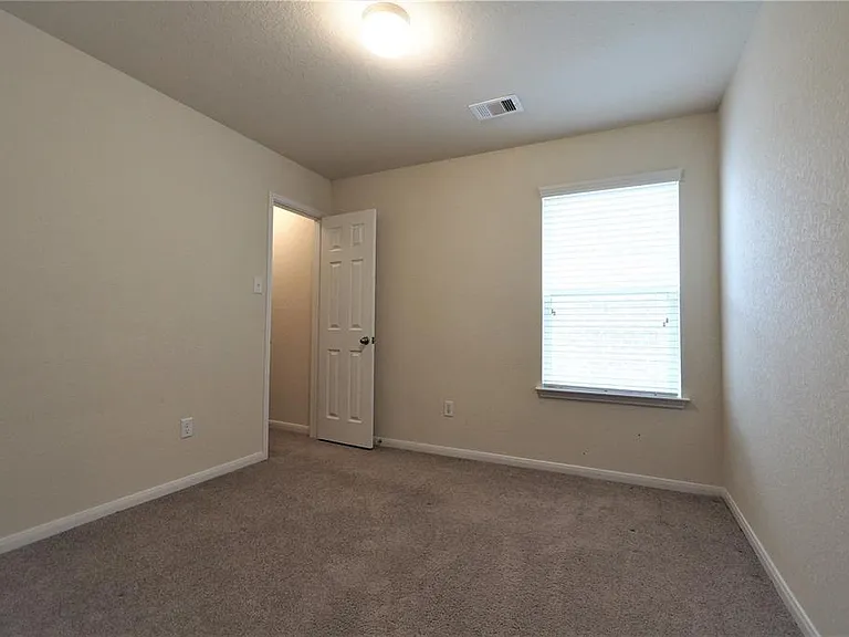 3314 Madison Elm St — Photo 16