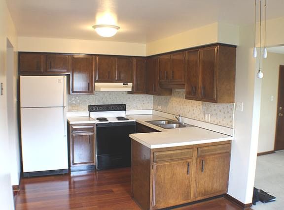 4th image of 4524 Park Ave APT C
