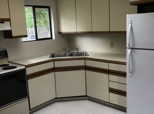 10233 35th Ave SW, Seattle, WA 98146