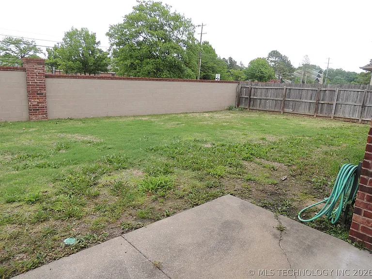 4416 W Indianola St — Photo 77