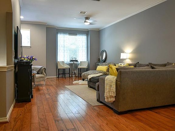 2nd image of 4121 McKinney Ave APT 12