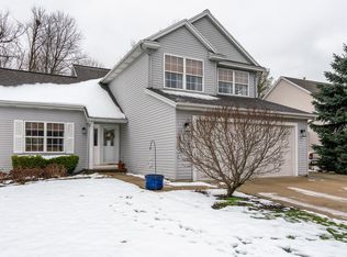 5928 Barcroft Dr SW, Wyoming, MI 49418