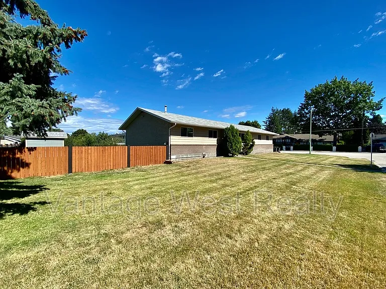 2 San Michelle Rd #690 — Photo 20