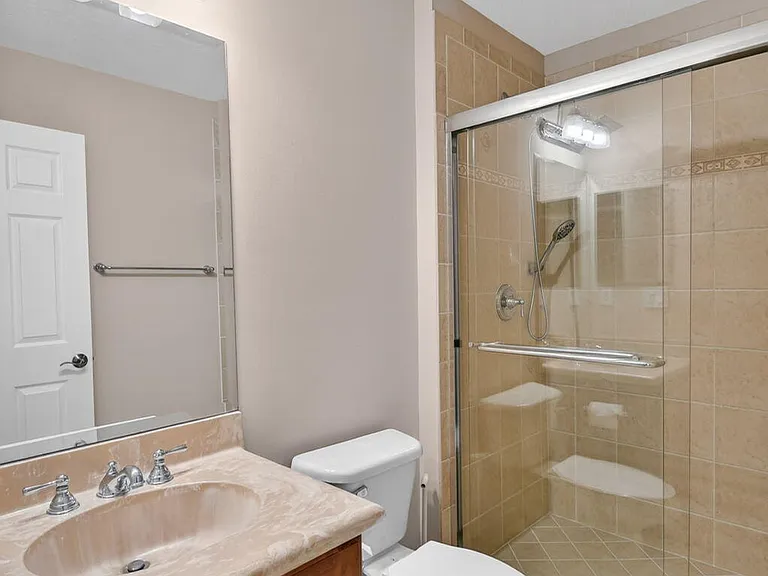 10247 Isle Wynd Ct — Photo 62