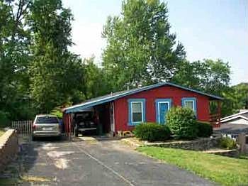 1st image of 10 Walker Ln