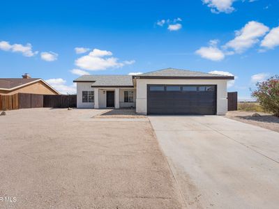 1472 Bedford Ave, Rosamond, CA, 93560