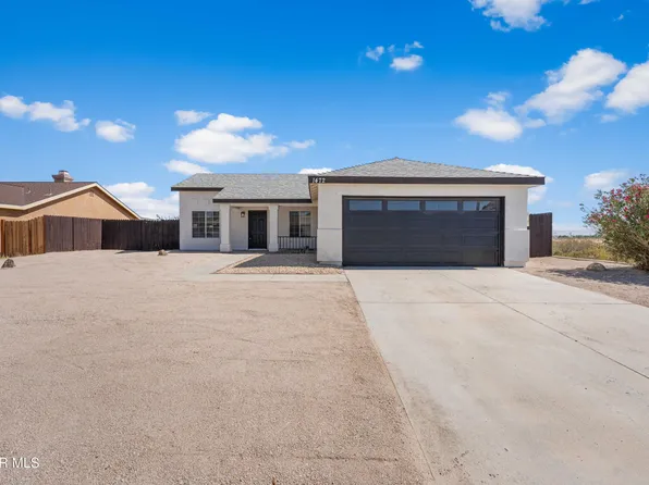 1472 Bedford Ave, Rosamond, CA 93560