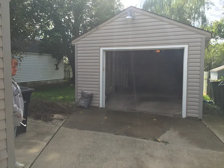 816 Georgia Ave — Photo 3