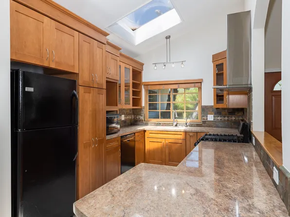 7337 Hillsboro St, Goleta, CA 93117