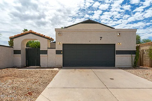 619 E Jensen St #7 Photo 1
