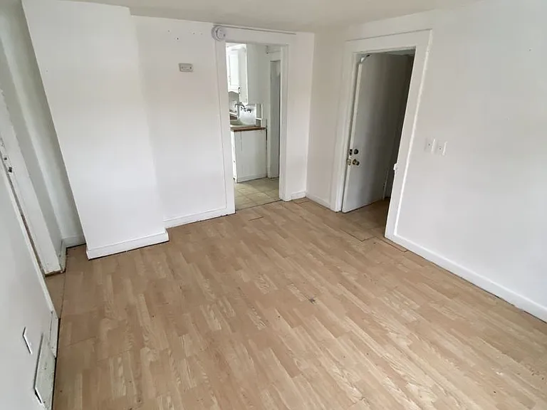 1701 Maple St — Photo 6