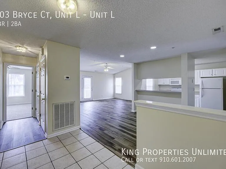 803 Bryce Ct #L — Photo 8