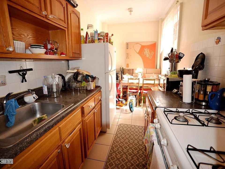 1st image of 3015 33rd St APT 2D