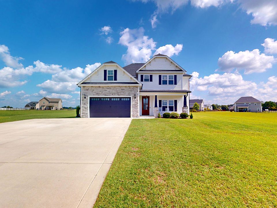 1st image of 525 Walnut Creek Drive