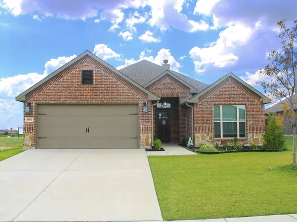 4802 Elite Dr, Sanger, TX 76266