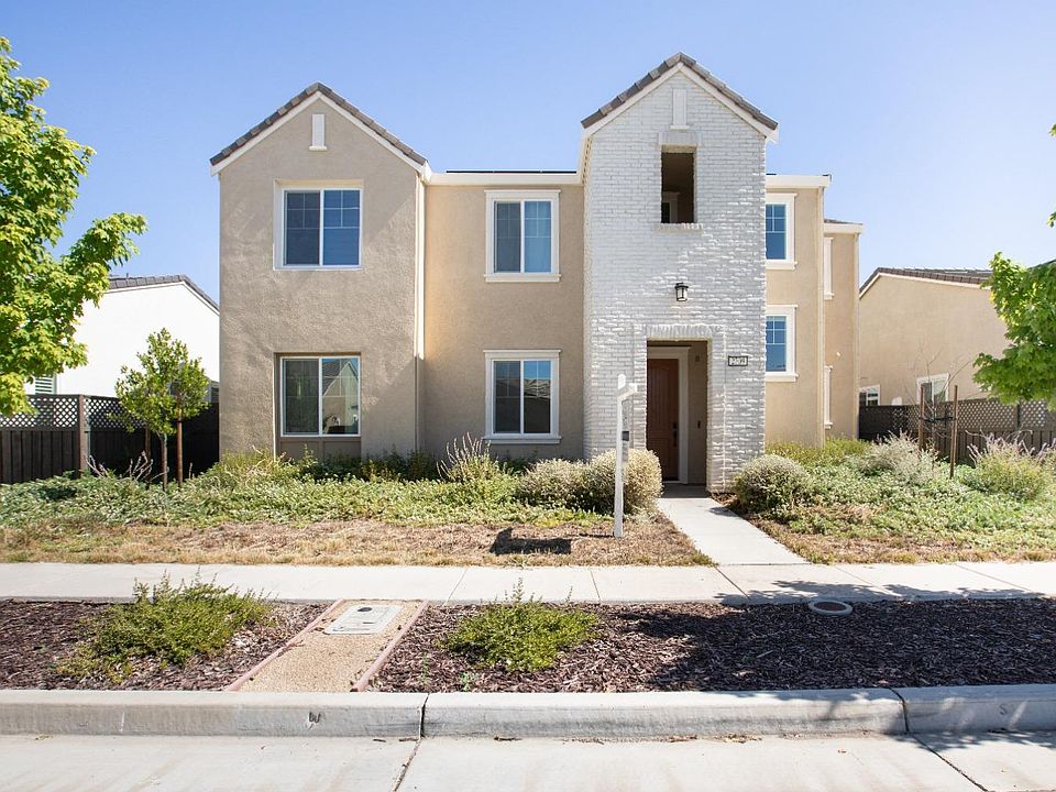 1st image of 2709 Cordelia Lane