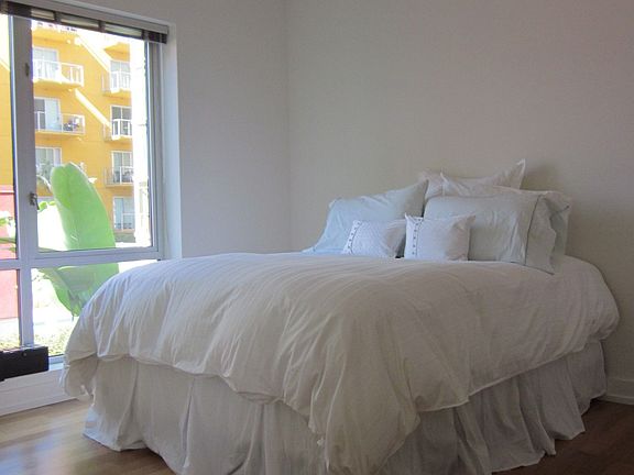 4th image of 645 W 9th St APT 330