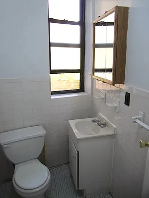 Rented by City Wide Apartments | media 35