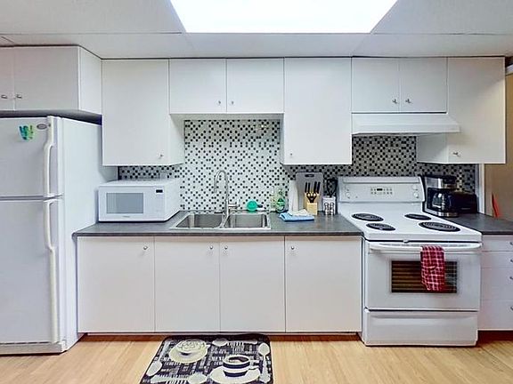 3rd image of 485 Mountain St #1A