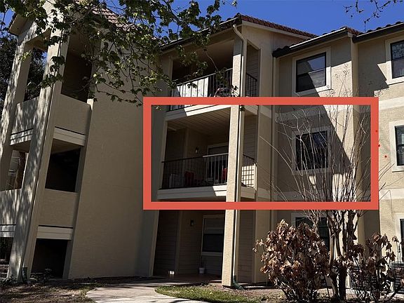 3rd image of 3028 PARKWAY BOULEVARD #210