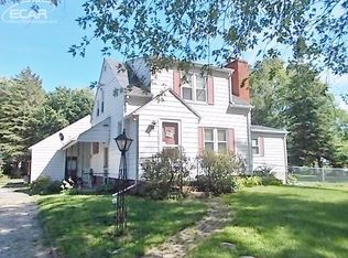 420 Frances Ave, Flushing, MI 48433