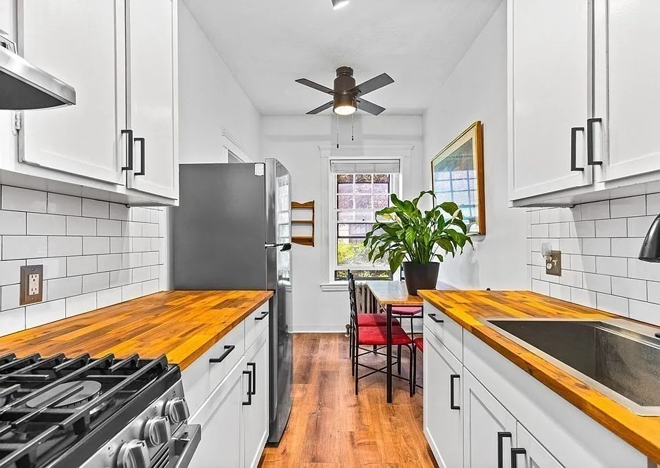 1945 Commonwealth Ave #7