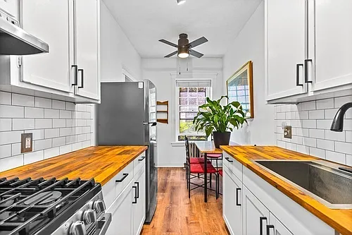 1945 Commonwealth Ave #7 Photo 1