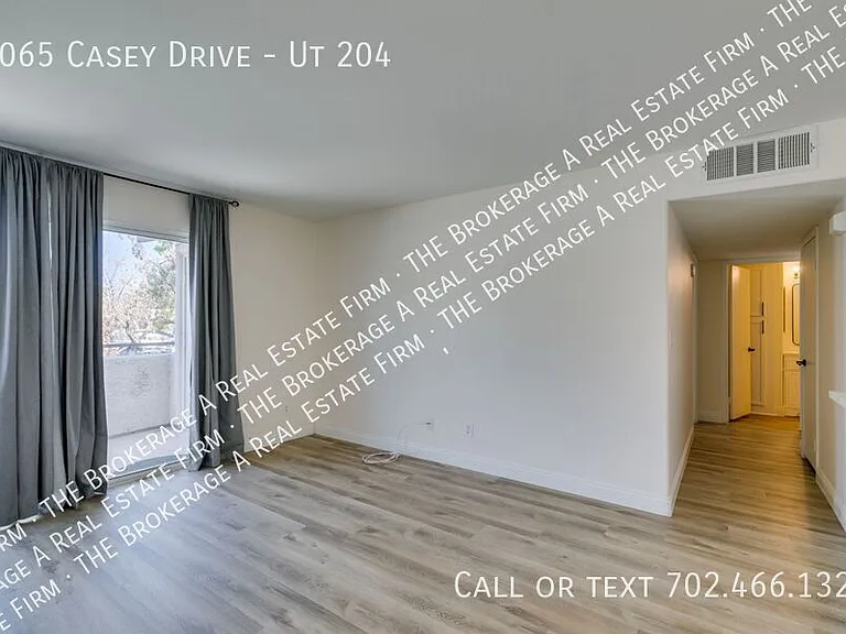 3065 Casey Dr #204 — Photo 6
