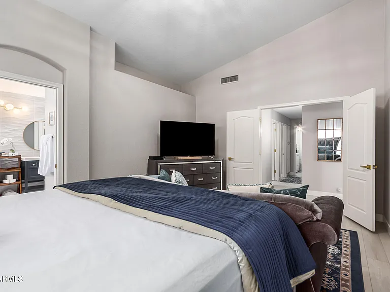 8820 W Kings Ave — Photo 14