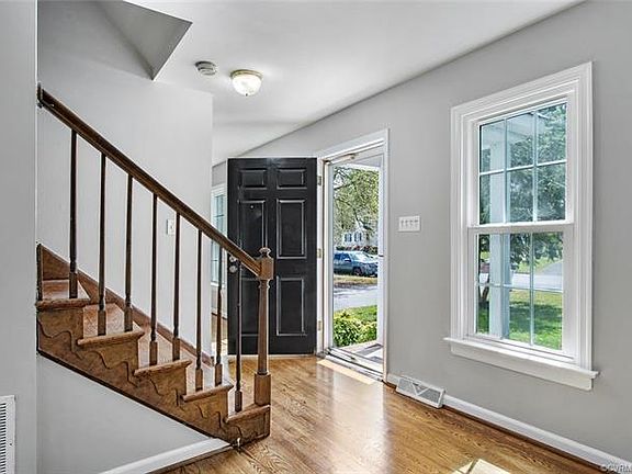 3rd image of 2808 Battery Ave