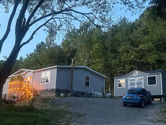 2nd image of 279 Crabtree Hollow Rd