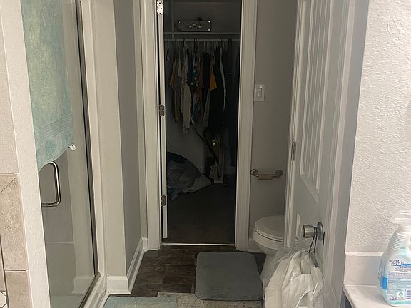 4th image of 2712 Ash St