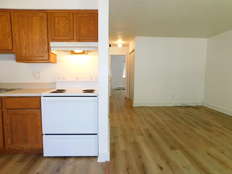 245 Brookridge Ct #2 — Photo 9