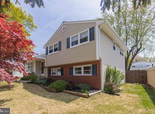 17 Keats Dr, Claymont, DE 19703