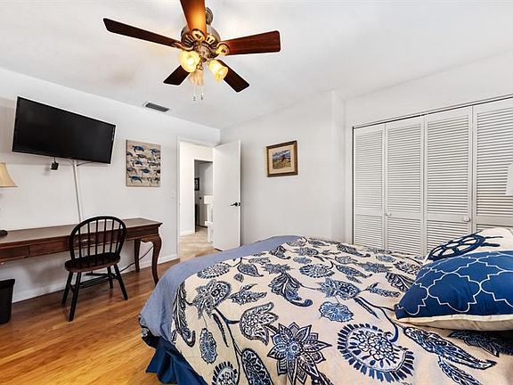 4th image of 2217 Michele Dr