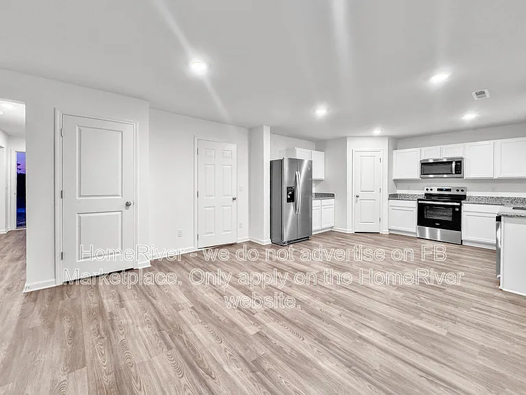 195 Pine Needle Dr — Photo 5