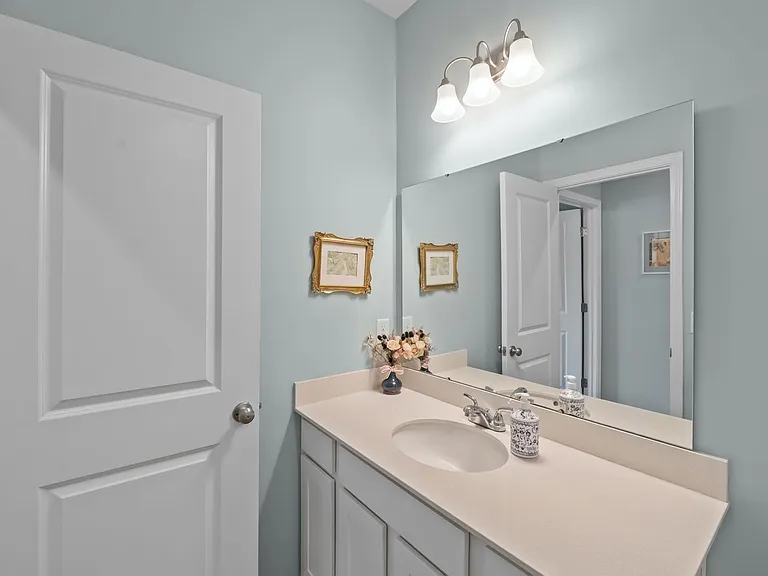 1431 Waybridge Way — Photo 25