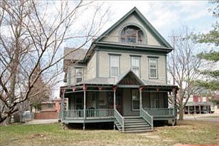 1st image of 323 Woodward Ave