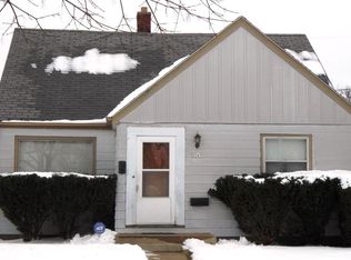 5049 N 69th St, Milwaukee, WI 53218