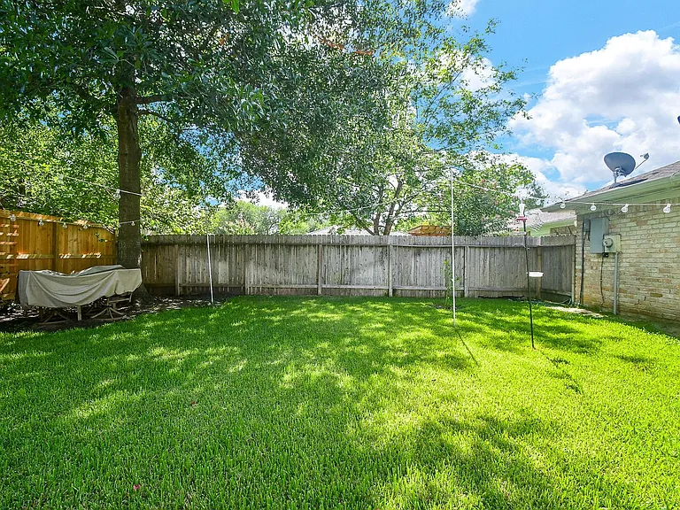 12806 Westhorpe Dr — Photo 49