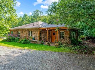 168 Radford Cir SE, Floyd, VA 24091