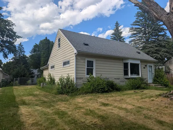 527 Emil Ave, Shoreview, MN 55126