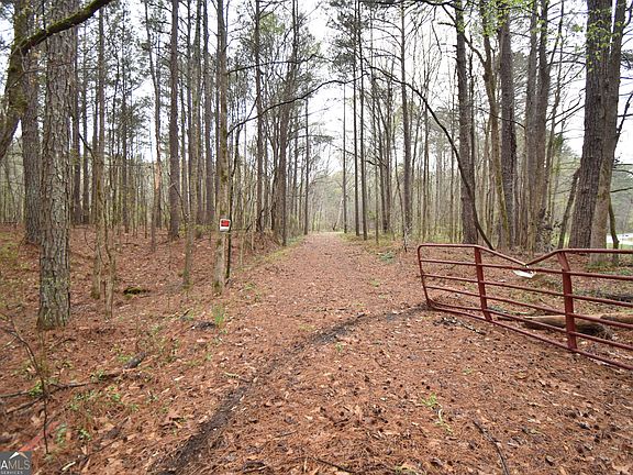 3rd image of 955 Cheatham Rd