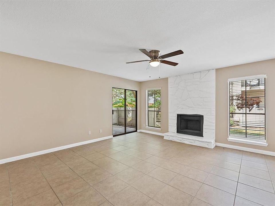 1st image of 17401 Red Oak Dr APT 100