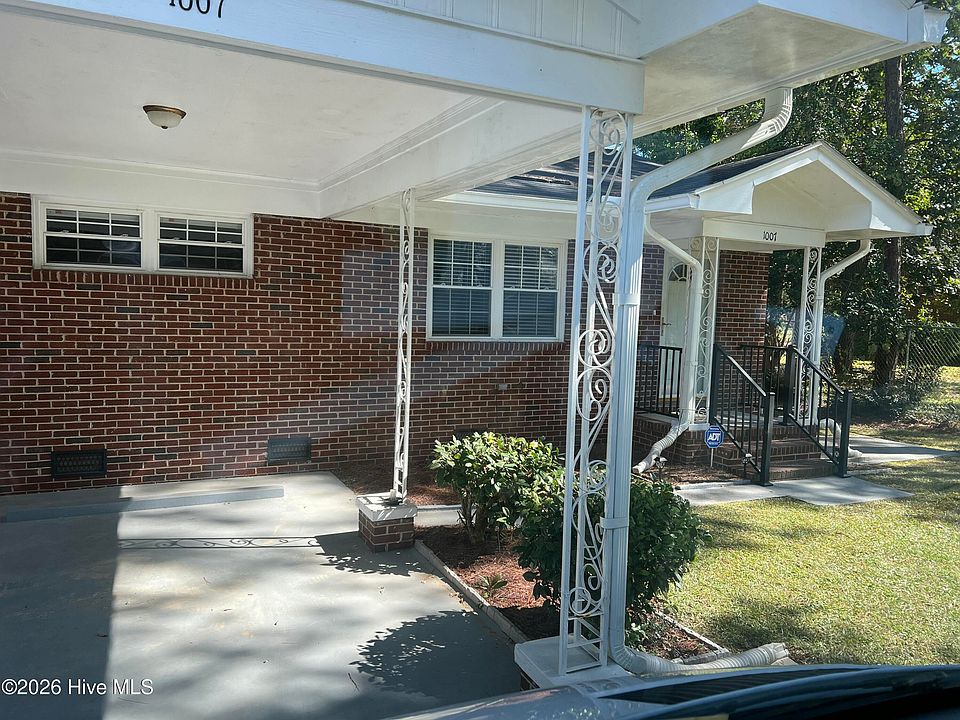 1st image of 1007 Romaine Street