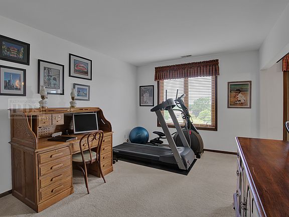 4th image of 8101 W Courte Dr APT 504