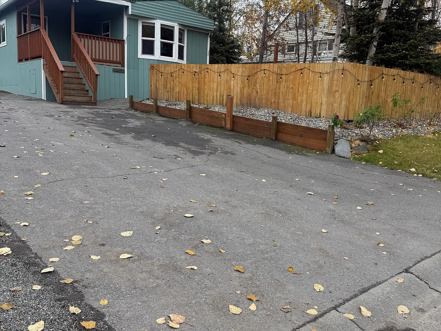 3 bed, 1985 sqft, $2,250 — Photo 1