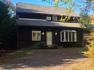 138 Meadowbrook Rd, East Longmeadow, MA 01028