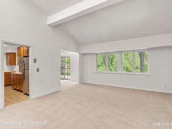 4th image of 360 Fountain Street #35